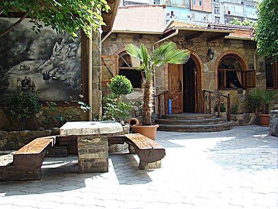 Pelagoni Restaurant